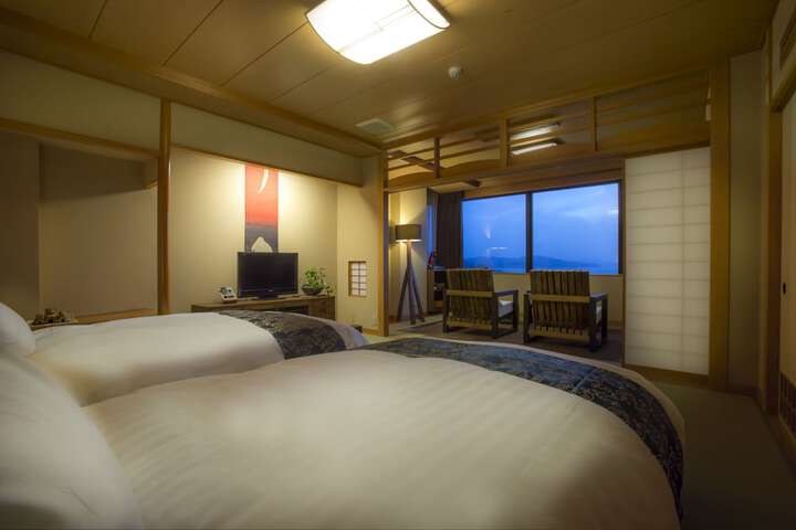 Room 18 of 73