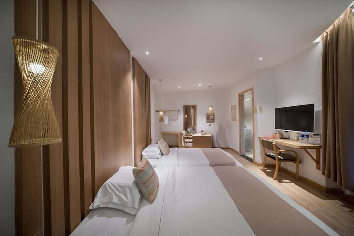 Room 16 of 149