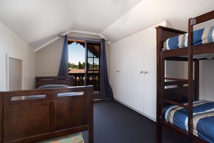 Room 21 of 76