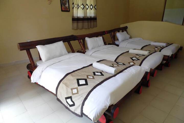 Room 8 of 24