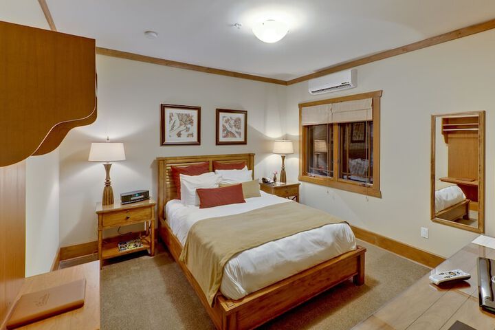 Room 22 of 85
