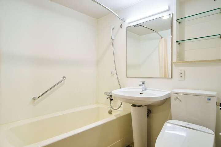 Clean Restrooms