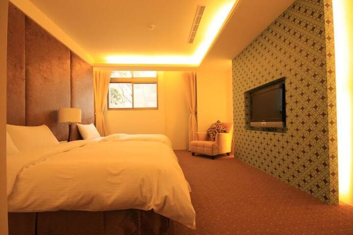 Room 7 of 44