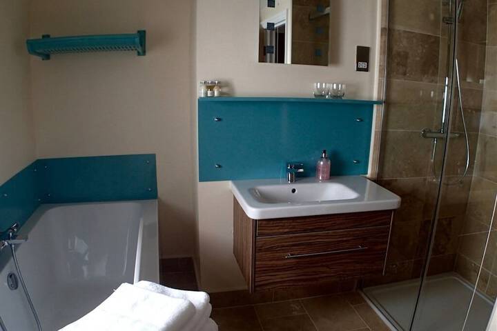 Room 55 of 103