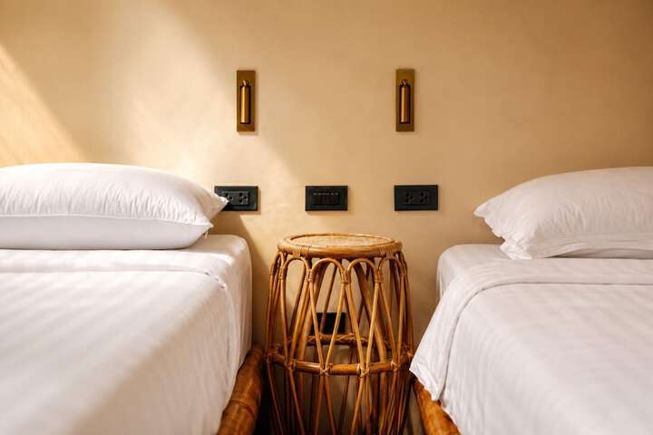Room 16 of 47
