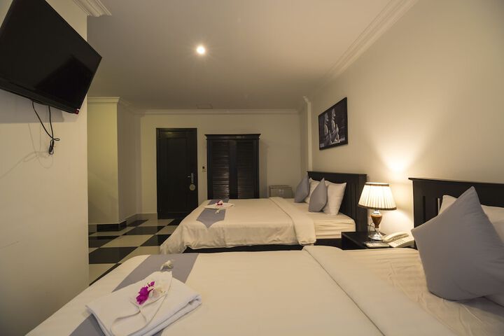 Room 17 of 47