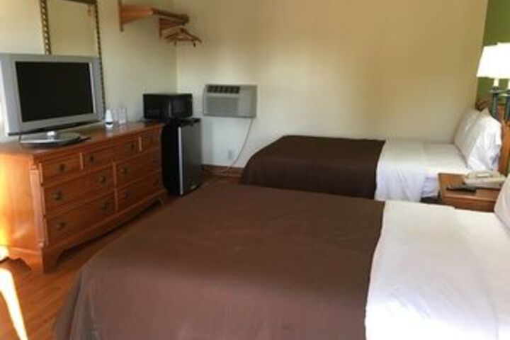 Room 4 of 5