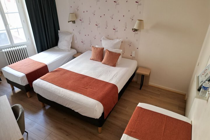 Room 5 of 35