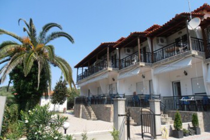 Hotel 53 of 85