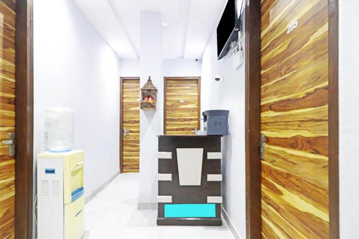 Twamev couple Friendly Rajouri garden by The Arrow