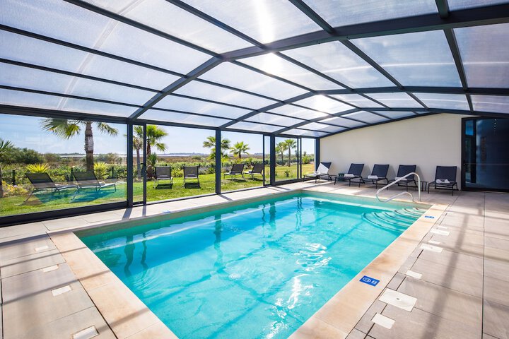 Pool 28 of 68