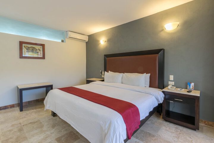 Room 15 of 70