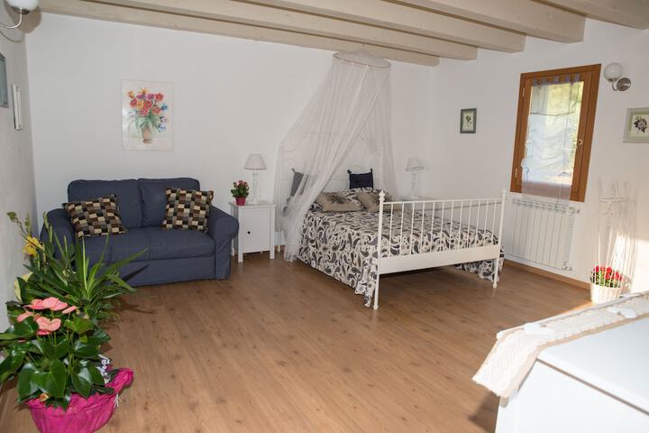 Room 12 of 47