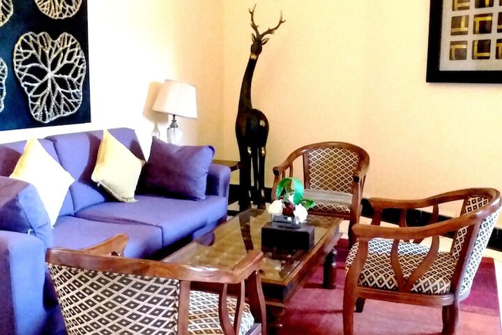 Room 26 of 100