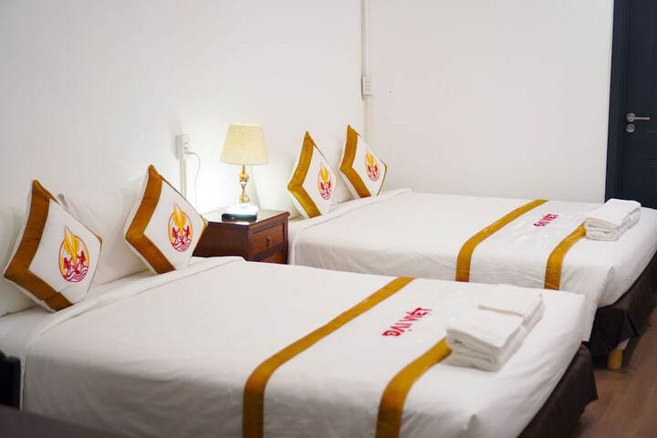 Room 78 of 307
