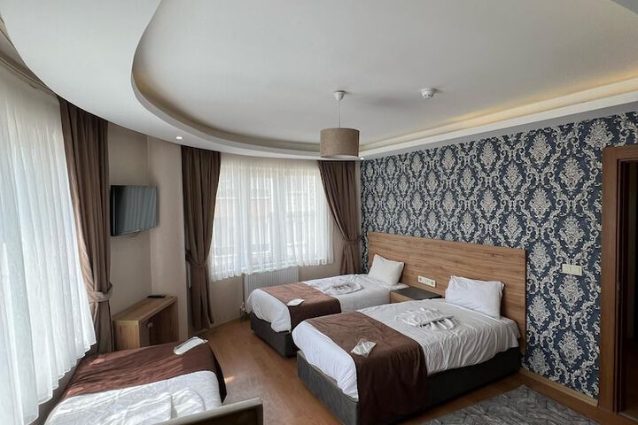 Room 37 of 54