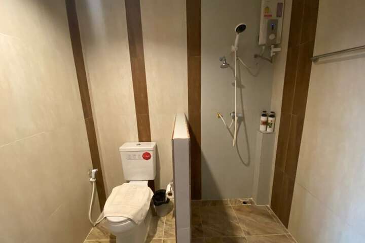 Room 49 of 94