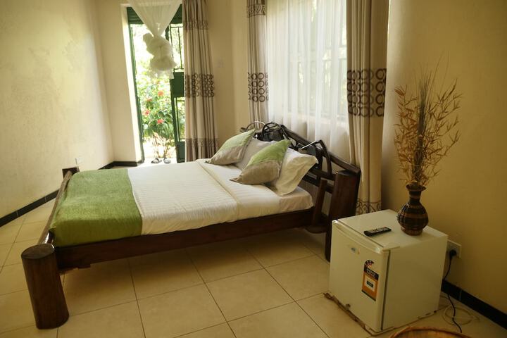 Room 20 of 40