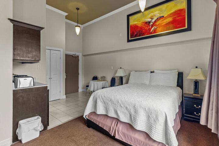 Room 13 of 49