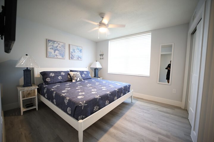 Room 14 of 169