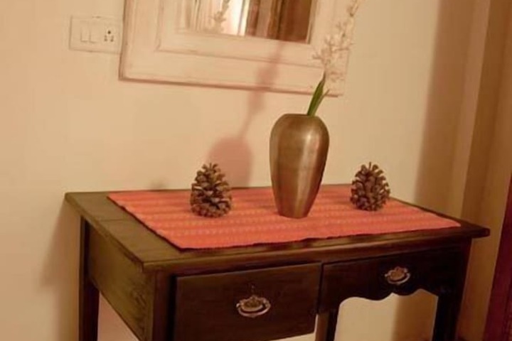 Room 25 of 48