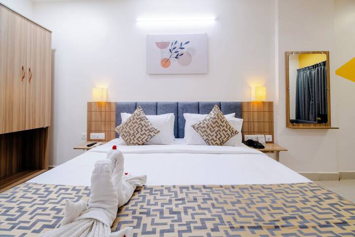 Room 6 of 24