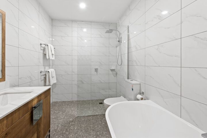 Room 34 of 45