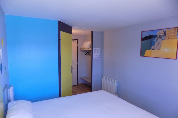 Room 20 of 73