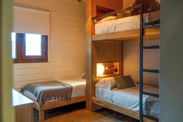 Room 15 of 80