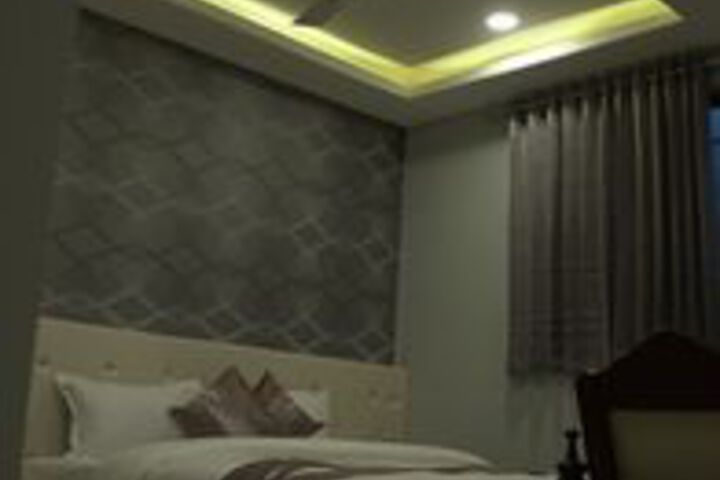 Room 8 of 21
