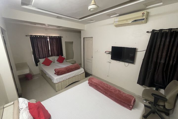 Room 15 of 24