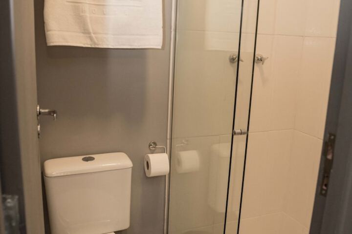 Room 40 of 64