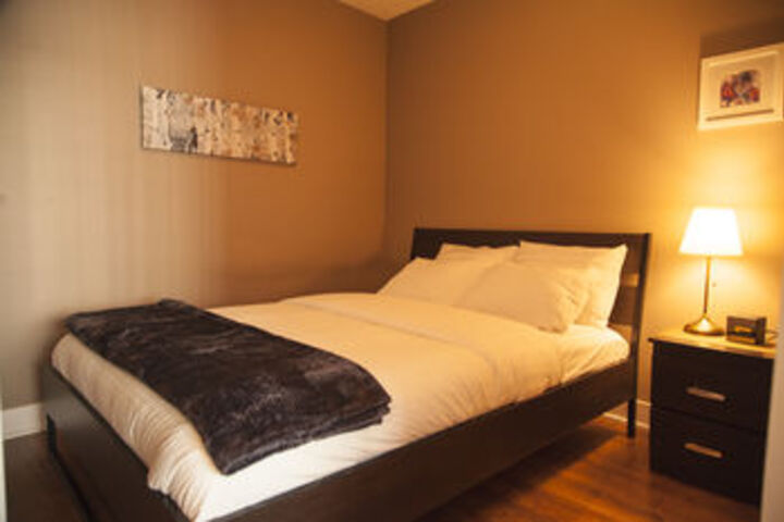 Hotel Suite Photo