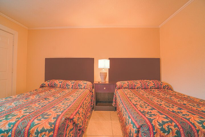 Room 25 of 50