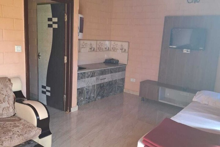 Room 5 of 29