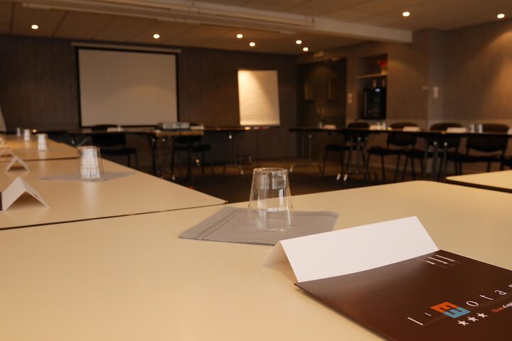 Meeting 47 of 52