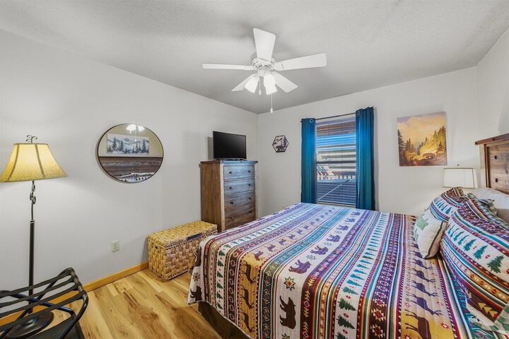 Room 6 of 29