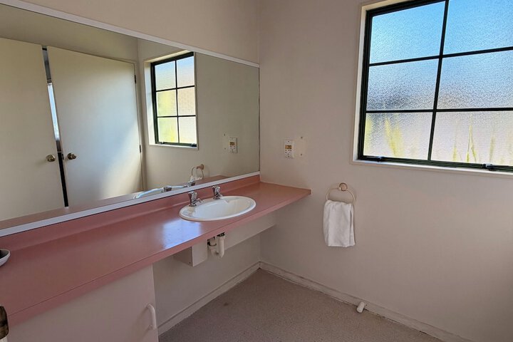 Room 41 of 48