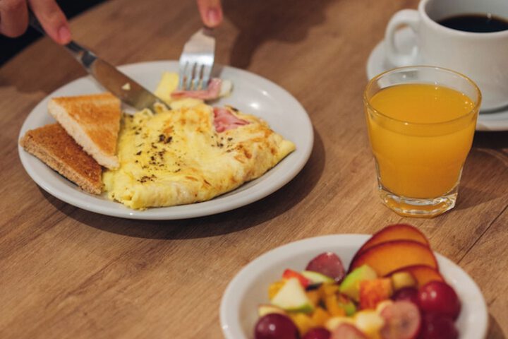 Breakfast/Coffee Service 73 of 76
