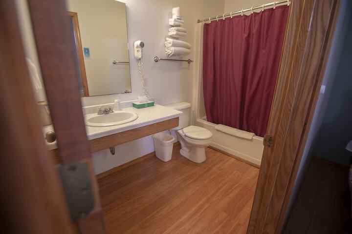 Room 65 of 95