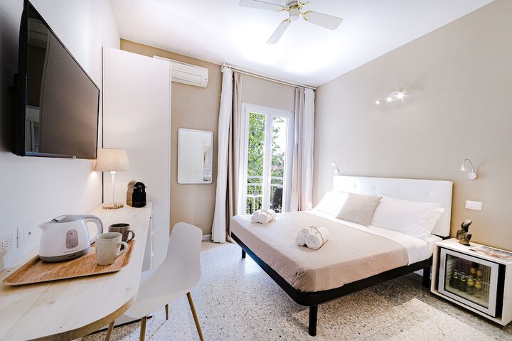 Room 4 of 46