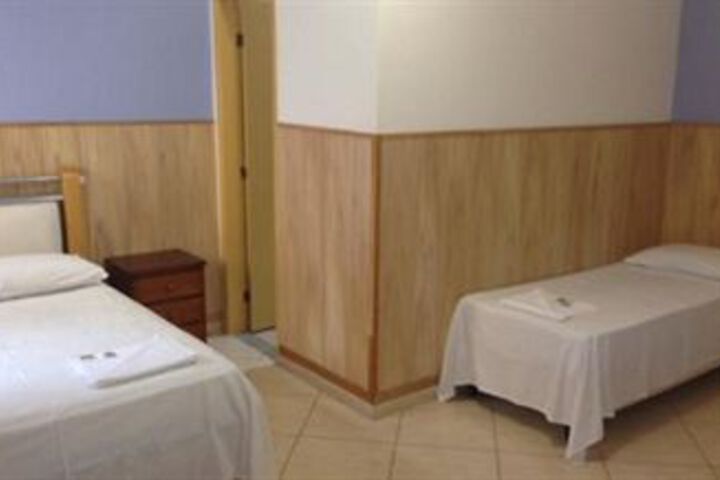 Room 17 of 24