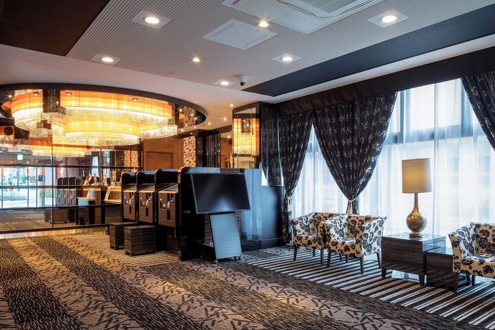 Hotel Interior 6 of 38