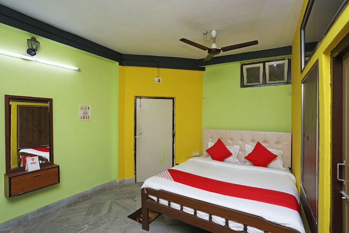 Room 14 of 20
