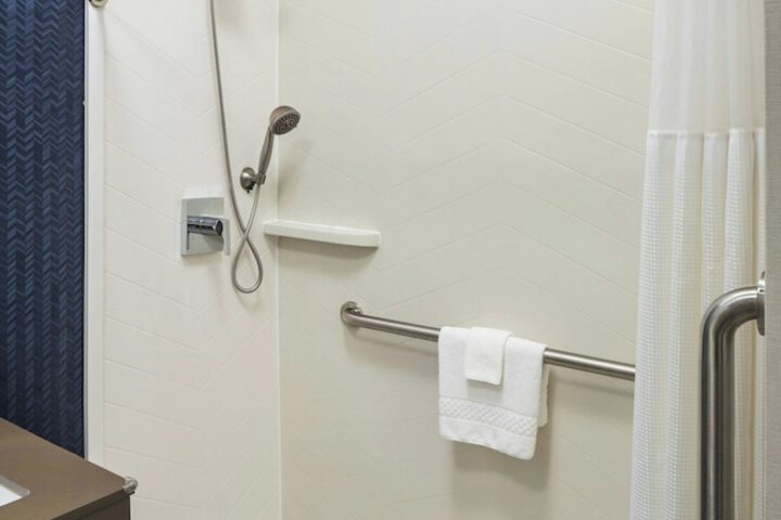 Clean Restrooms