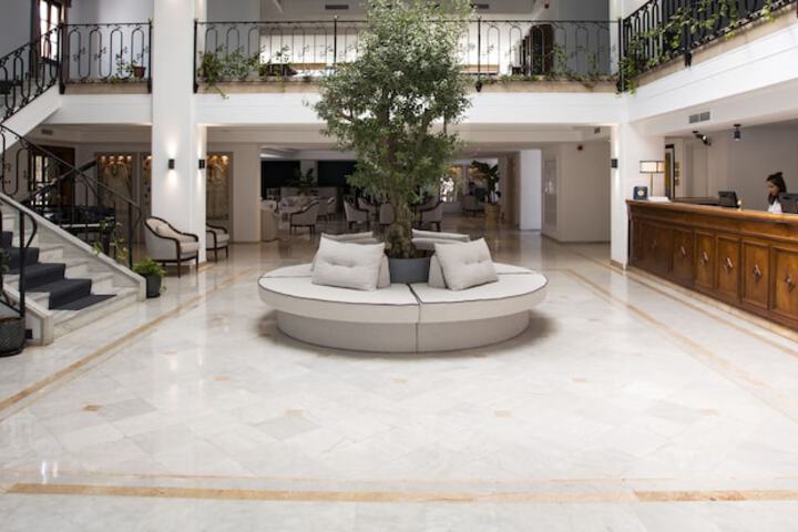 Hotel Lobby
