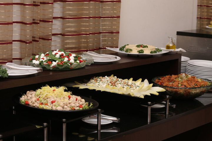 Dining 35 of 54