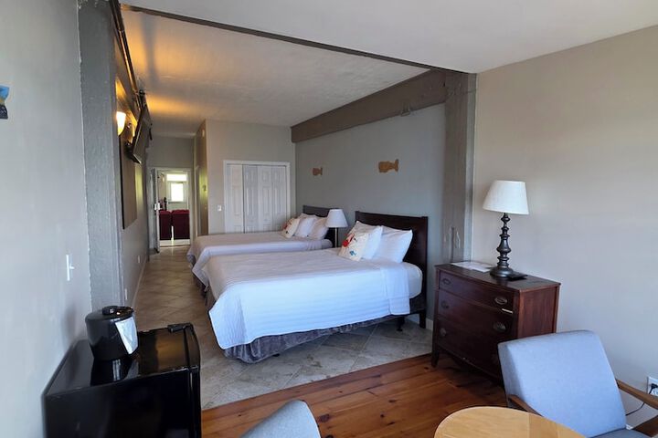 Room 26 of 110