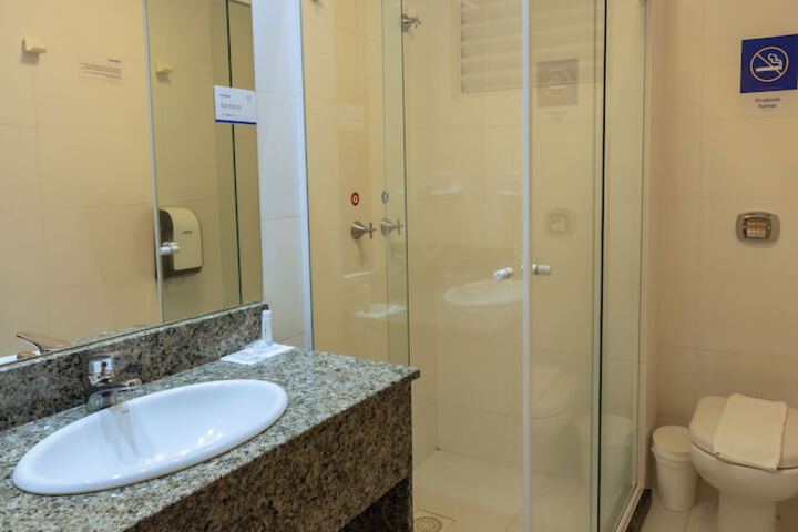 Room 20 of 54