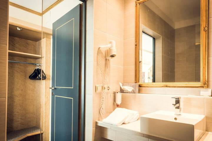 Bath Interior